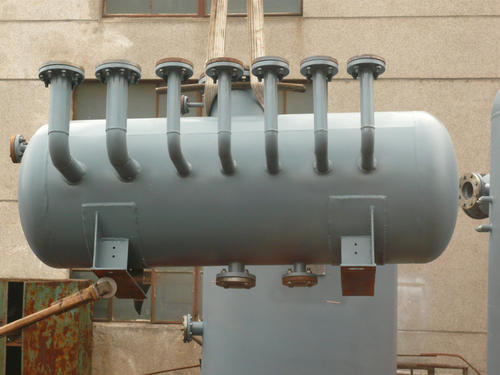 疏水?dāng)U容器